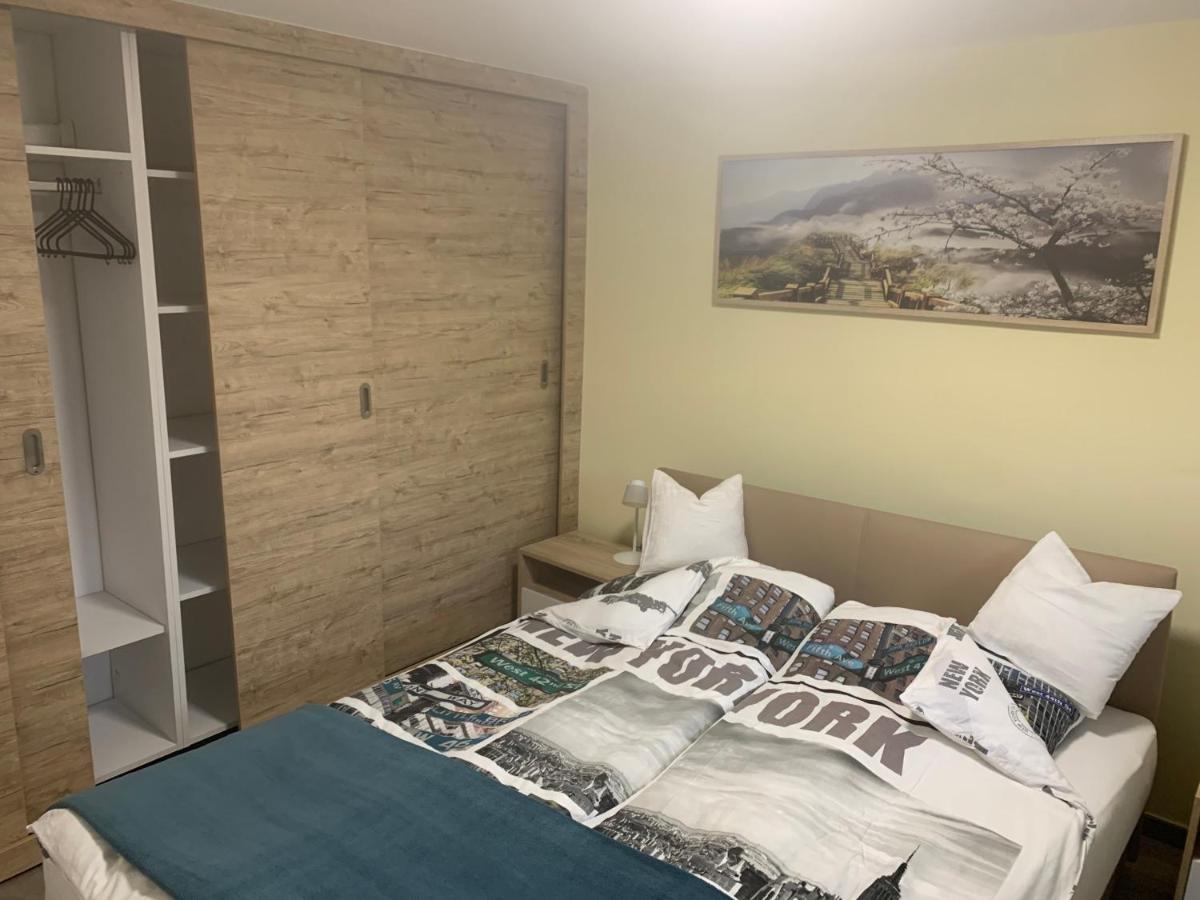 Balaton Wellness Tom Cat Nyaralo 1 Wellness Es 1 Gyermekbarat Apartmannal Kovagoors Экстерьер фото