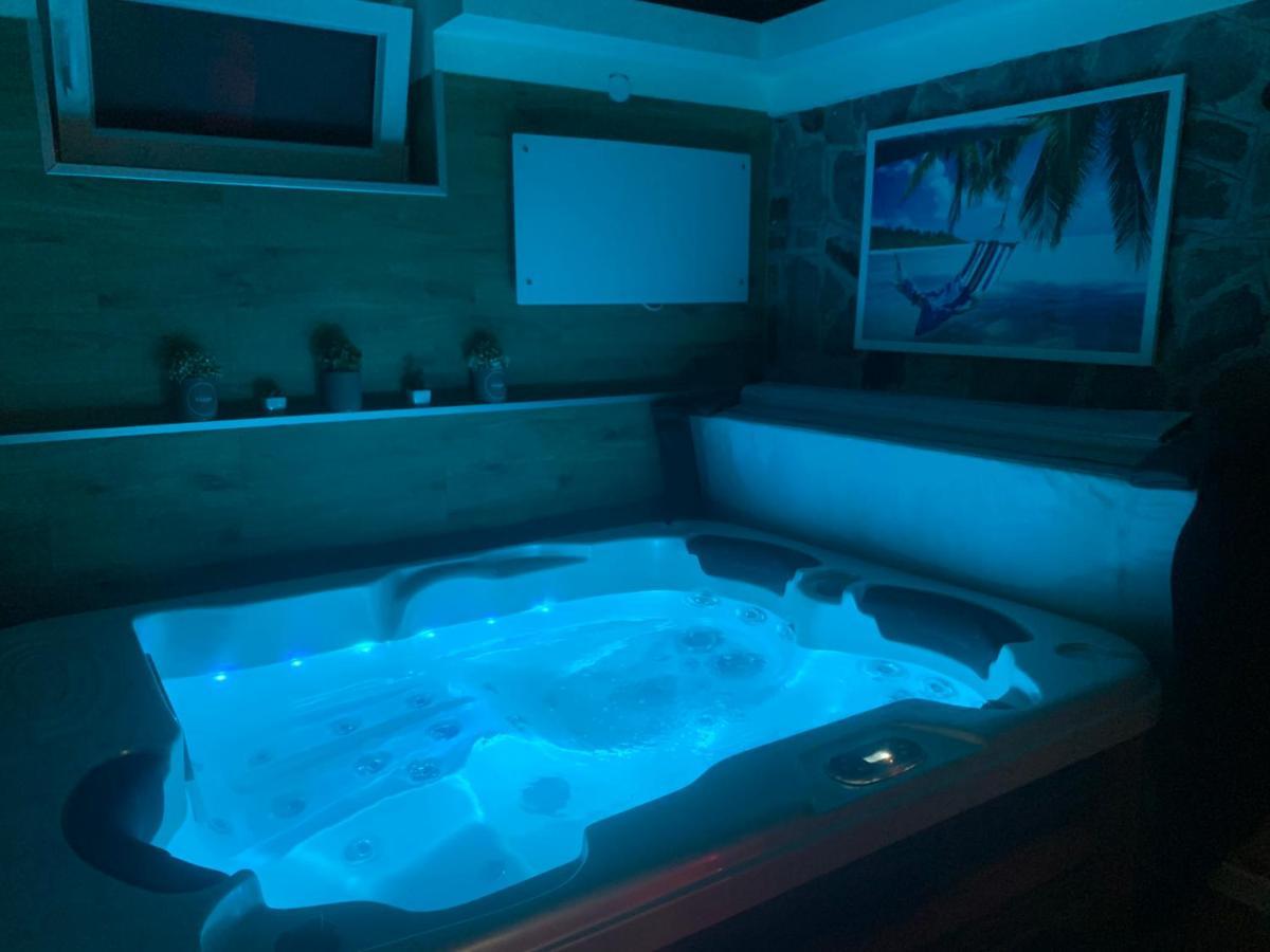 Balaton Wellness Tom Cat Nyaralo 1 Wellness Es 1 Gyermekbarat Apartmannal Kovagoors Экстерьер фото