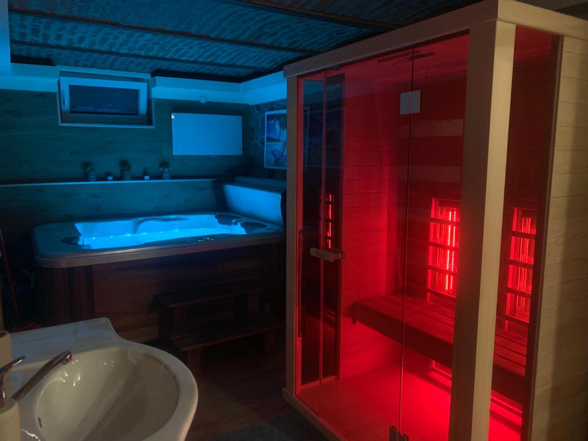 Balaton Wellness Tom Cat Nyaralo 1 Wellness Es 1 Gyermekbarat Apartmannal Kovagoors Экстерьер фото